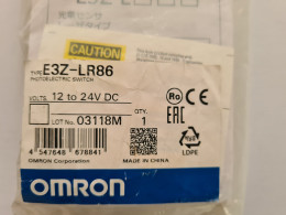 Omron E3Z-LR86. Фотоелектричний датчик. Новий