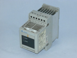 Частотний перетворювач Allen-Bradley, 1.5 кВт, 3-фазний, 160-BA04NSF1. Вживаний.