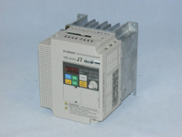 Частотний перетворювач OMRON, 1.1 кВт, 3-фазний, CIMR-J7AZ40P7. Новий.