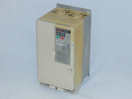 Частотний перетворювач YASKAWA, 7.5 кВт, 3-фазний, CIMR-LK4V0023FAA LIFT. Вживаний.