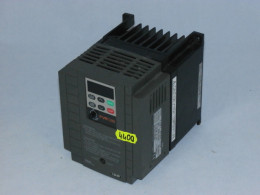 Частотний перетворювач FUJI, 1.5 кВт, 1-фазний, FVR1.5C9S-7EN. Вживаний
