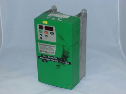 Частотний перетворювач CONTROL TECHNIQUES, 2.2 кВт, 3-фазний, SE23400220. Вживаний