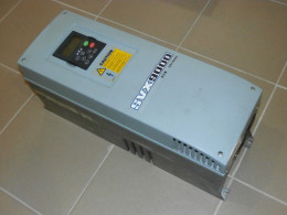 Частотний перетворювач EATON, 22 кВт, 3-фазний, SVX030A1-4A1B1. Вживаний.