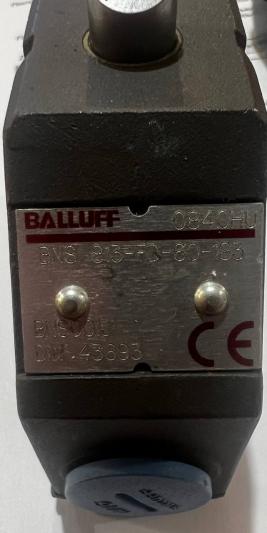 BALLUFF BNS 813-FR-60-183. Limit switch with a safety lock. New