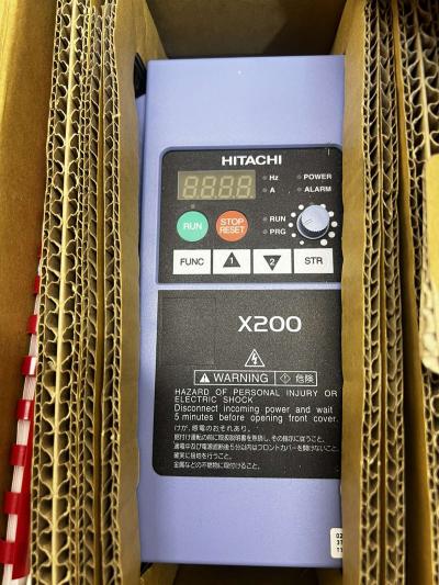 HITACHI X200-022SFEF. Frequency inverter 2.2Kw