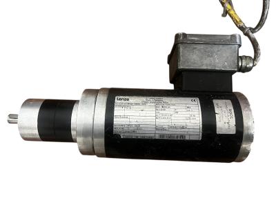 Lenze SPL52-2UVCR-056N21+SPL52-2NVCR. Серводвигун з редуктором. Вживаний