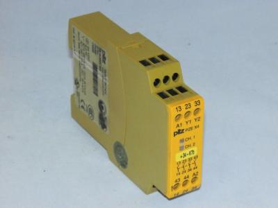 Реле безпеки PILZ, PZE X4 24VDC. Вживаний