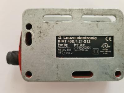 Leuze electronic IHRT 46B/4.21-S12.  Дифузний датчик з придушенням фону. Вживаний