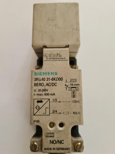 Siemens 3RG40 31-6KD00. Індуктивний датчик. Вживаний