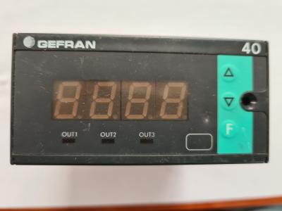 Gefran 40T-96-4-24-RR-R-3-1-000. Універсальний показник температури та тиску. Вживаний