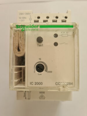 Модульний сутінковий вимикач (фотореле) серія Acti9 IC2000, Schneider CCT15284