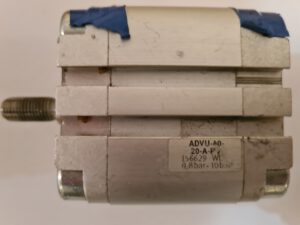 FESTO ADVU-40-20-A-P-A. Пневмоциліндр. Вживаний