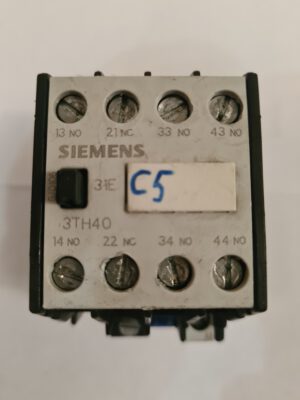Siemens 3TH40. Контактор на 16А з котушкою 220В. Вживаний