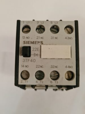 Siemens 3TF40. Контактор на 7,5кВт з котушкою на 24В. Вживаний