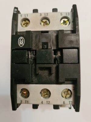 MOLLER DIL 0M. Контактор на 7,5кВт з котушкою 220В. Вживаний