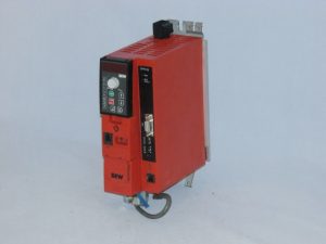 Частотний перетворювач SEW-EURODRIVE, 1.5 кВт, 3-фазний, MC07B0015-5A3-4-00. Вживаний.