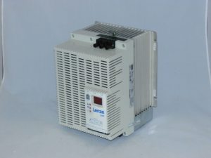 Частотний перетворювач LENZE, 18.5 кВт, 3-фазний, ESMD183L4TXA. Вживаний.