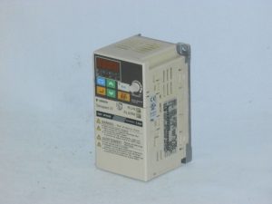 Частотний перетворювач Omron, 0.25 кВт, 1-фазний, CIMR-V7AZ20P2. Вживаний.