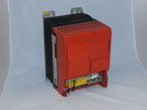 Частотний перетворювач SEW-EURODRIVE, 4 кВт, 3-фазний, Movitrac 31C040-503-4-00. Вживаний. Без панелі (опція)