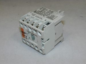 Контактор Sprecher & schuh, 2.5кВт, CA4-5-10 Вживаний