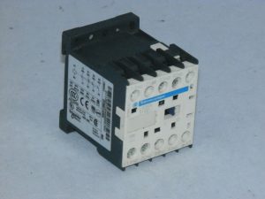 Контактор Telemecanique, 4кВт, CA3KN31MD Вживаний