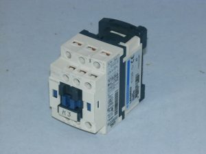 Контактор Telemecanique, 4кВт, LAD4RCU Вживаний