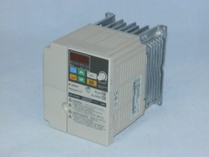 Частотний перетворювач OMRON, 1.5 кВт, 3-фазний, CIMR-V7AZ41P5. Новий.