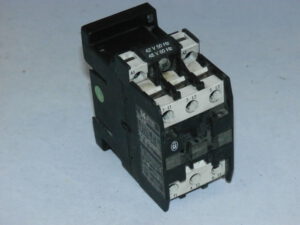 Контактор MOELLER, 7.5кВт, DIL0M (42). Вживаний