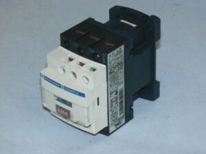 Контактор TELEMECANIQUE, 4кВт, LC1D096. Вживаний.