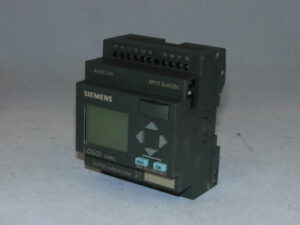 Програмований логічний контролер (ПЛК) SIEMENS, 6ED1052-1HB00-0BA5. Вживаний