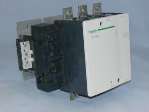 Контактор SCHNEIDER, 160кВт, LC1F330. Вживаний.