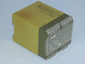 Реле безпеки PILZ PNOZ/2 220VAC 3S, (артикул 474750)