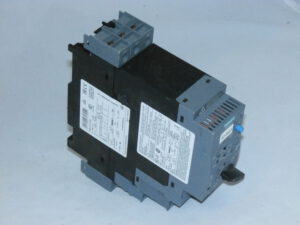 Автомат захисту двигуна SIEMENS, 1-4А, 3RA6120-1CB32. Вживаний