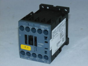 Контактор SIEMENS, 4кВт, 3RT2016-1BB41. Вживаний.