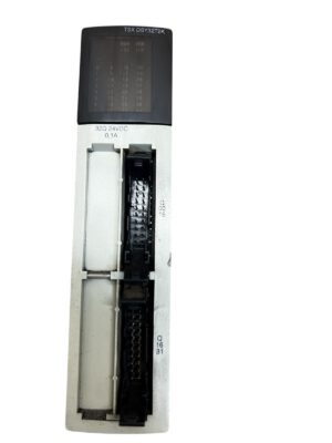 Schneider TSXDSY32T2K. Цифровий модуль на 32 виходи. Вживаний