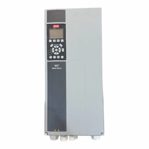 Трифазний частотний перетворювач (11 кВт)  серії VLT® HVAC Drive FC-102, Danfoss FC-102P11KT4P55H3XGXXXXSXXXXAXBXCXXXXDX (артикул 131B8216)
